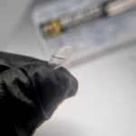 کرو ژلتیپس نیمه بادومی