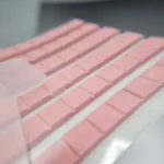 چسب آدامسی ناخن